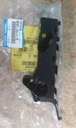 Mazda 3 II Front bumper mounting bracket 628394567