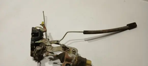 Toyota Land Cruiser (BJ70) Front door lock