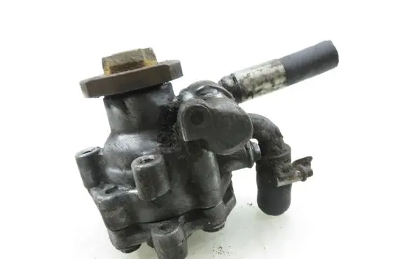 Volkswagen Transporter - Caravelle T4 Power steering pump 