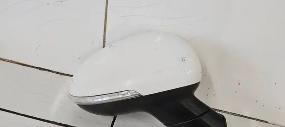 KIA Rio Front door electric wing mirror E13027564 027508