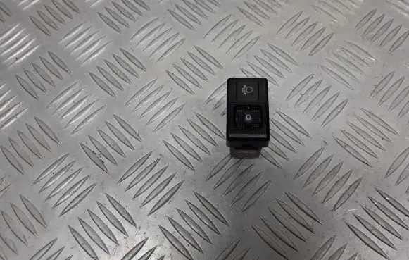 Mazda 323 F Light relay 