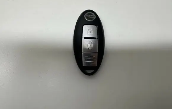 Nissan Juke I F15 Ignition key/card