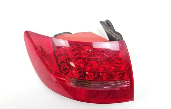 Audi A6 S6 C6 4F Rear/tail lights 4F9945221B 89037044
