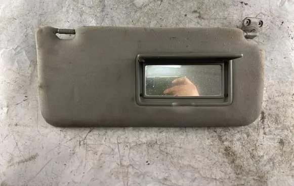 Nissan Patrol Y61 Sun visor