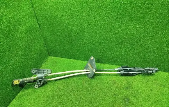 Volkswagen Crafter Gear shift cable linkage 7C1711877B