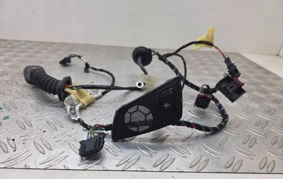 Skoda Yeti (5L) Rear door wiring loom 