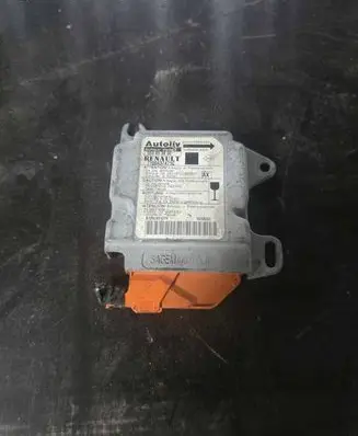 Renault Scenic I Airbag control unit/module 7700437471C