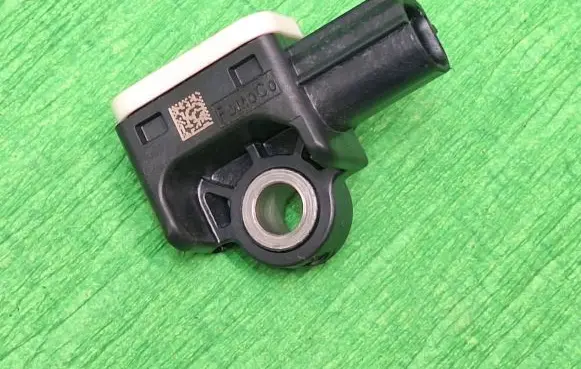 Ford Mondeo MK V Airbag deployment crash/impact sensor cm5t14b006aa C83HA