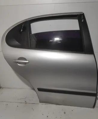 Seat Leon (1M) Rear door