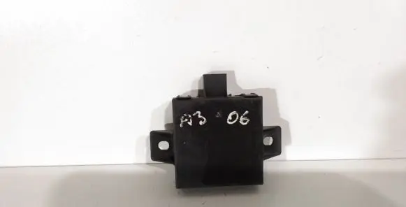 Audi A3 S3 8P Alarm control unit/module 1K0907719C