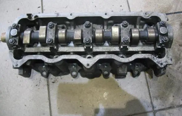 Volkswagen Sharan Engine head 