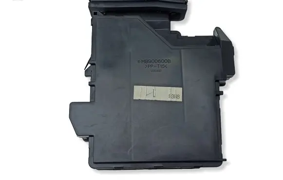 Mazda RX8 Engine control unit box MB900600B