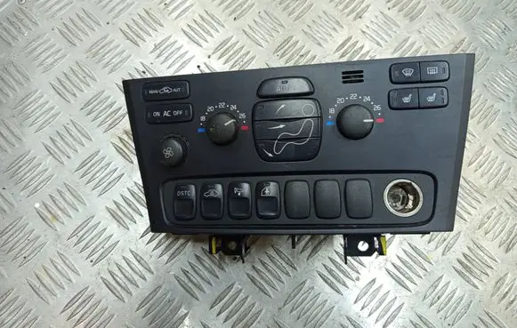 Volvo V70 Climate control unit 8691876
