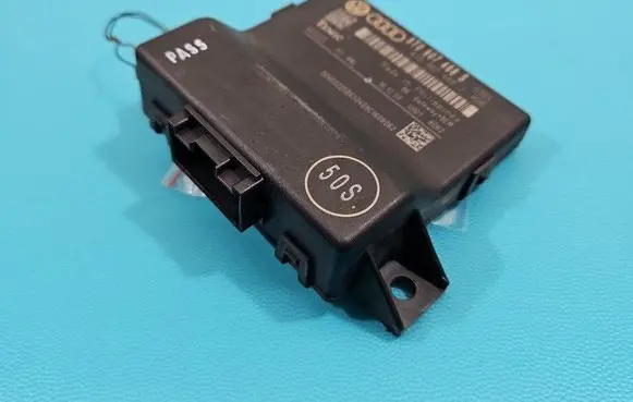 Audi A5 8T 8F Central body control module 8T0907468S IMPRK1464715