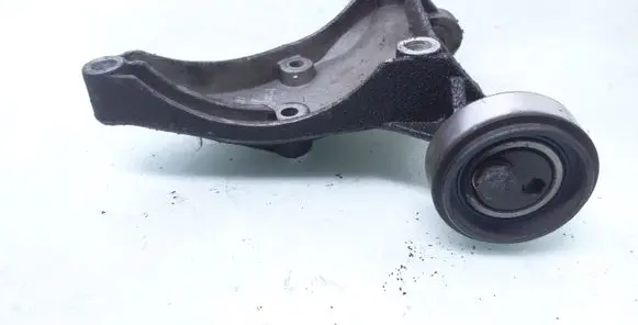 Audi A6 S6 C5 4B A/C compressor mount bracket 059260885E