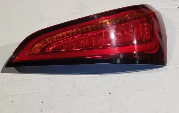 Audi Q5 SQ5 Rear/tail lights 8R0945094C