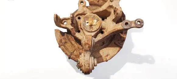 Hyundai i30 Rear wheel hub 