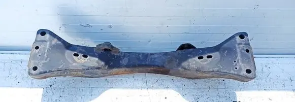 Lexus IS 200-300 Front subframe 