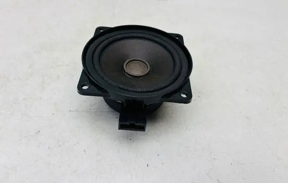 Skoda Superb B8 (3V) Front door speaker 3V0035411E