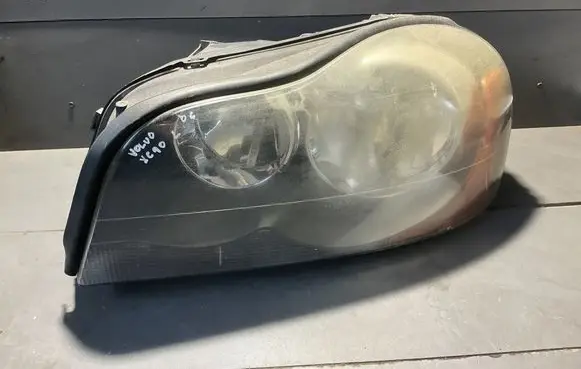 Volvo XC90 Headlight/headlamp 30784151 89901335
