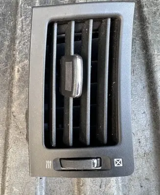 Infiniti M30 Dashboard side air vent grill/cover trim P19670 P19670B34000 P19670B34020