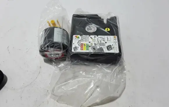 Dacia Duster II Tire air pump compressor 997904504R