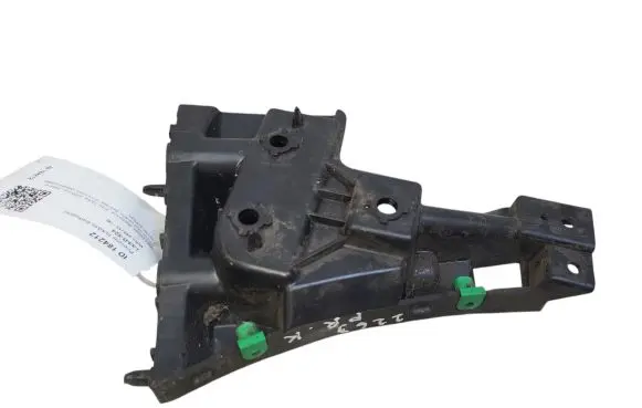 Volvo V60 Front bumper mounting bracket