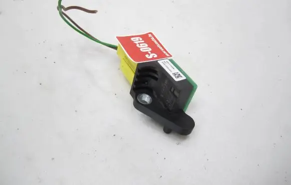 Volkswagen PASSAT B7 Airbag deployment crash/impact sensor 5N0959351B