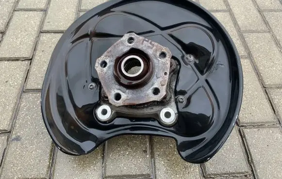 Audi Q7 4M Rear wheel hub 4M0505432AJ 4M0407625B