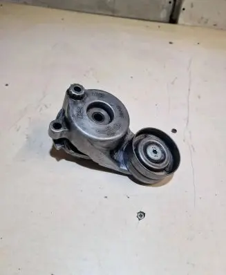 Mercedes-Benz S W221 Generator/alternator belt tensioner 950155