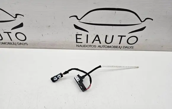 Jaguar XE Rear door interior light X760ARR1R 151370