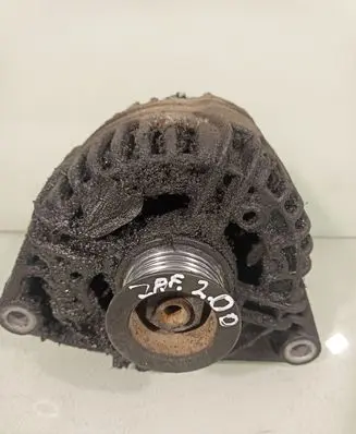 Opel Zafira A Generator/alternator 0124415005