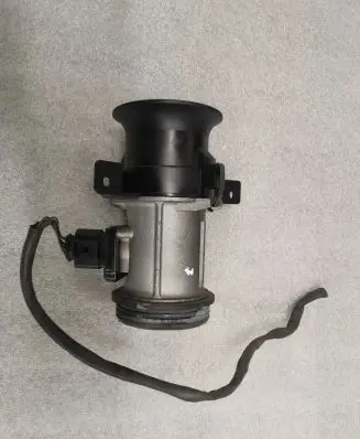 Audi A8 S8 D2 4D Mass air flow meter 059906461D AFH7025C