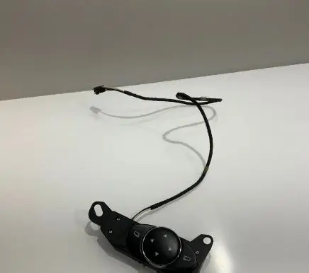 Mercedes-Benz E W211 Wing mirror switch 2118215779 03211035