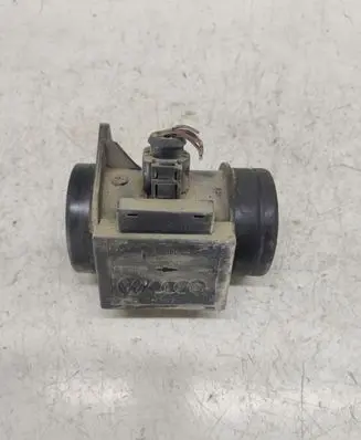 Audi A4 S4 B5 8D Mass air flow meter 71822101 074906461