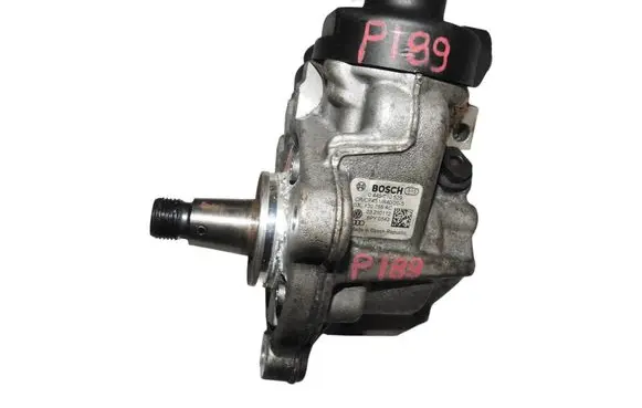 Audi A4 S4 B8 8K Fuel injection high pressure pump 0445010529 03L130755AC