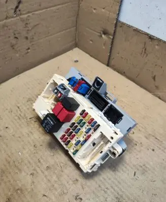 Fiat Punto (188) Fuse module 46812234