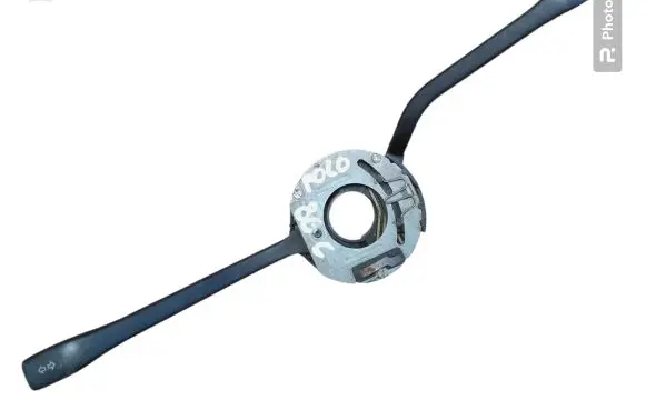 Volkswagen Polo II 86C 2F Wiper turn signal indicator stalk/switch