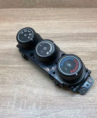 Mitsubishi Lancer Climate control unit 7820A083XA 3853562