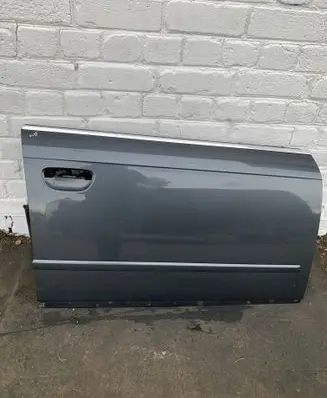 Audi A4 S4 B7 8E 8H Front door