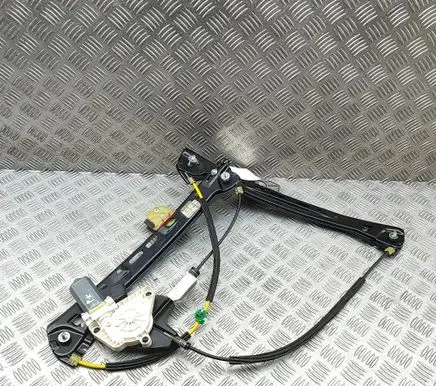 Mercedes-Benz C W205 Front door electric window regulator A2057206520 A0009066106