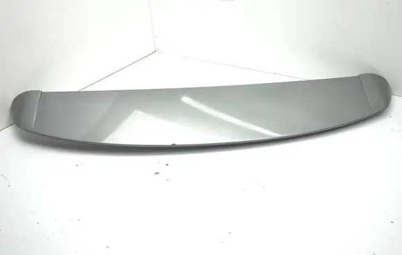 Tailgate/trunk spoiler