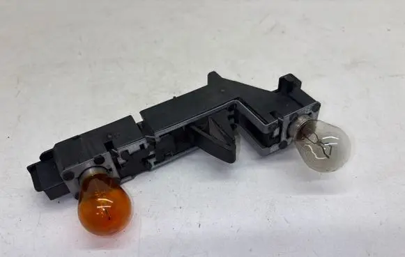 Volvo S70 V70 V70 XC Tail light bulb cover holder 2235