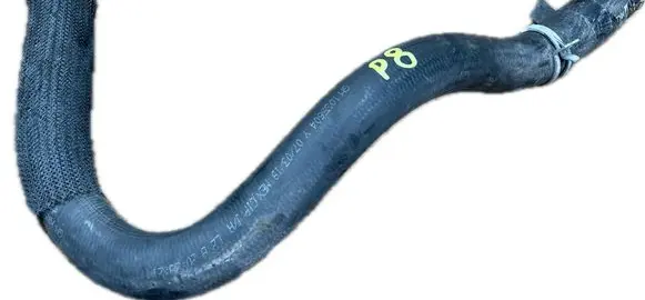 GMC Yukon Engine coolant pipe/hose 1035604