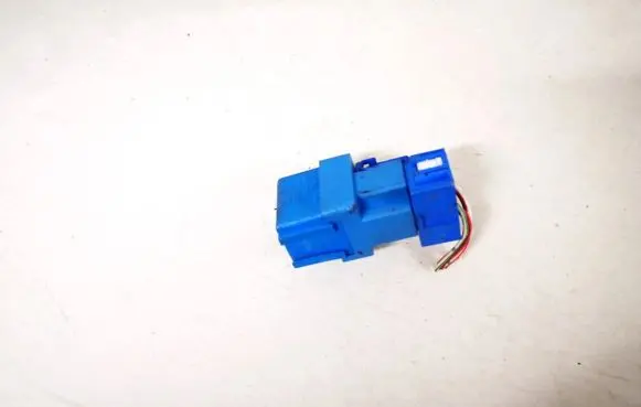 Nissan Primera Other relay 252309f900 4ra940010-65