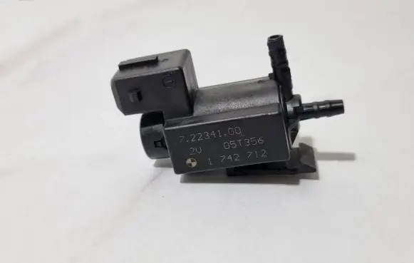 BMW X3 E83 Turbo solenoid valve 1742712 72234100