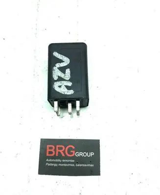 Volkswagen Touran I Glow plug pre-heat relay 03G907282 0522120502 28888917