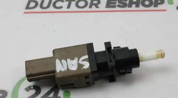 Clutch pedal sensor