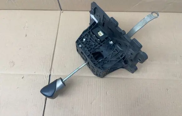 Lexus IS III XE30 Gear shifter/selector
