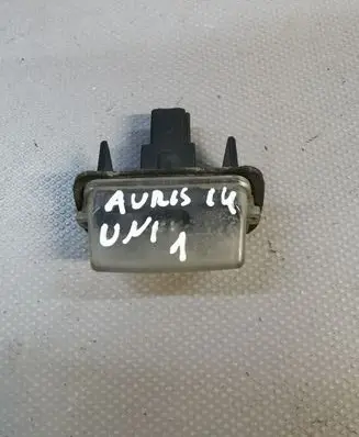 Toyota Auris E180 Number plate light